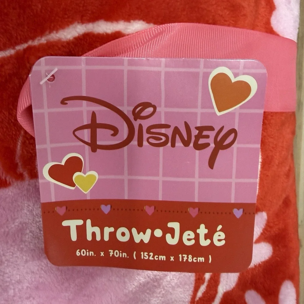 NWT Disney Kissing Mickey & Minnie Mouse Throw Blanket Red Pink Plush 60
